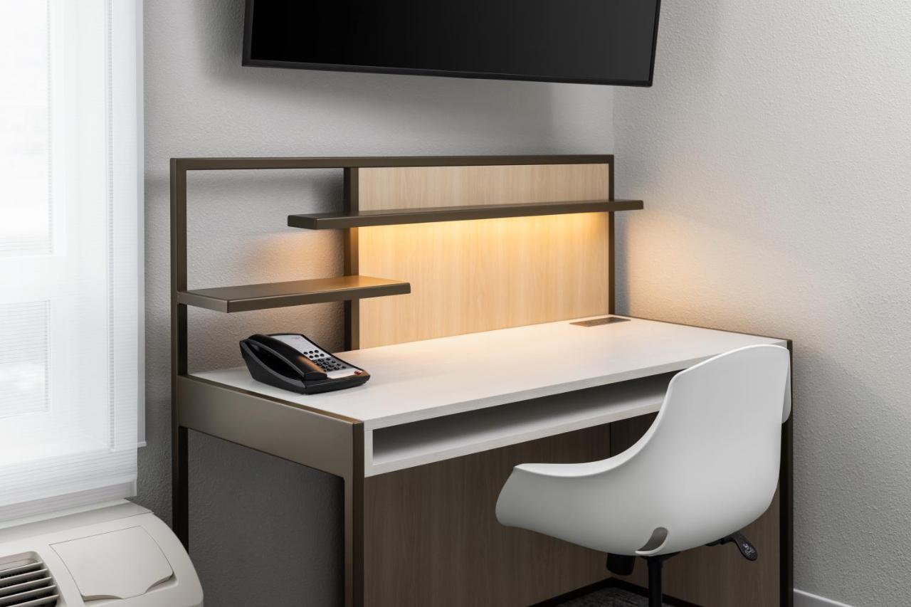 Towneplace Suites By Marriott เวสต์ เคโลว์นา ภายนอก รูปภาพ